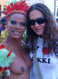 Nikki At Tha Gayparade !